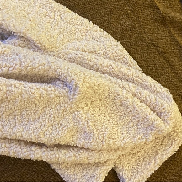 Wooly And Versatile Jacket - Picture 4 of 7